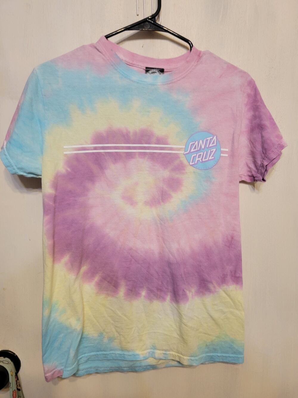 Santa Cruz Skateboards Shirt Mens S Easter Pastel Spiral Tie Dye Purple Yellow